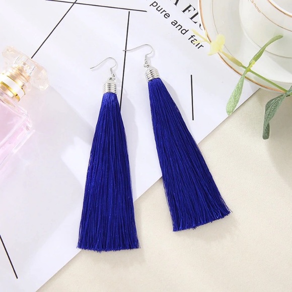 NEW!💙💎GORGEOUS ROYAL💙BLUE TASSELS!💎💙SILVERY! - Picture 2 of 6